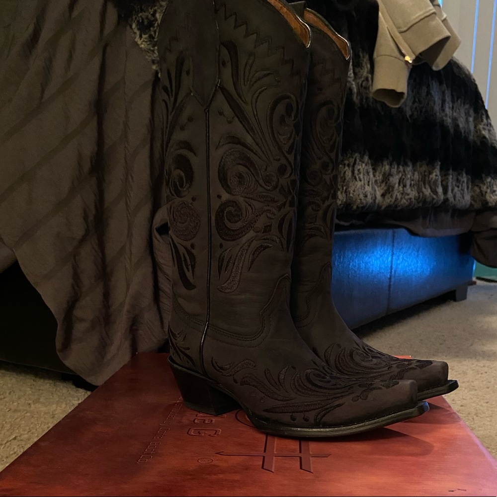 BRAND NEW Circle G cowboy boots